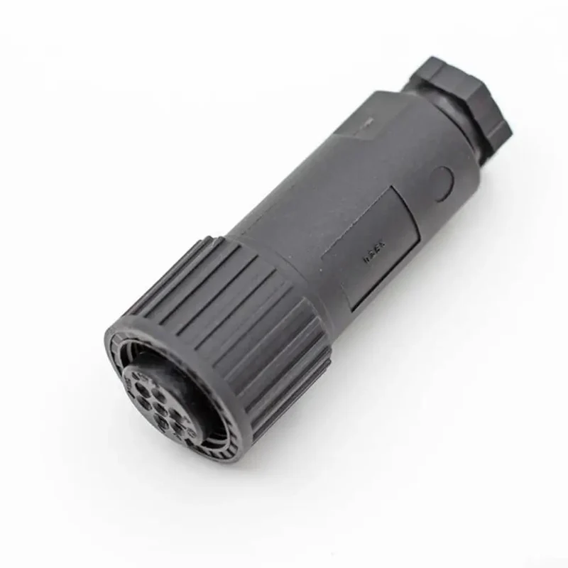 High Performance 7 Pin Female Hydraulic Valve Connector Plug For Proportional Control Valves Featuring Ip67 Rugged Plastic Housing And Din En 175 201 804 Compliance Built Tough For Day To Day Grind So You Never Sweat A Single Connection At The Shops